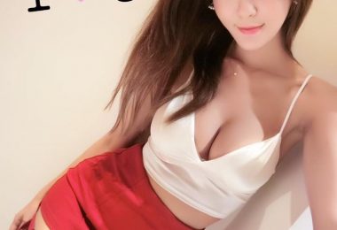 甜美《17直播》女神小雪崩壞　App-Swag情色誘人：「放進來、X很多嗎？」