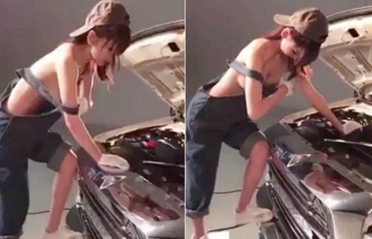 身材超兇！修車發現「真空上陣正妹」白皙美乳快掉出來…吊帶褲滑落急低頭檢查！