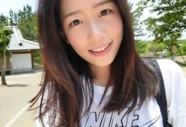 他在捷運上發現「Nike高顏值正妹」網友跪求神人！一看臉書美照讓人暴動：根本天菜！