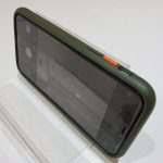 iPhone 11開箱 這是女孩會愛上的綠 同場加映滿板保護貼