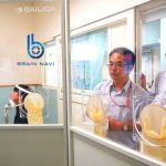 科技防疫新突破！台灣研發全球第一台自動鼻咽採檢機器人